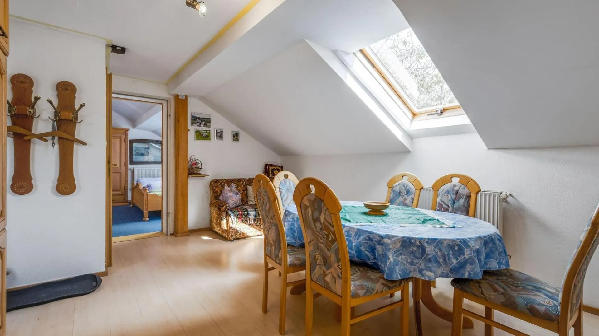 Dom wakacyjny Flat On A Farm Near The Arber Ski Area Neukirchen beim Heiligen Blut