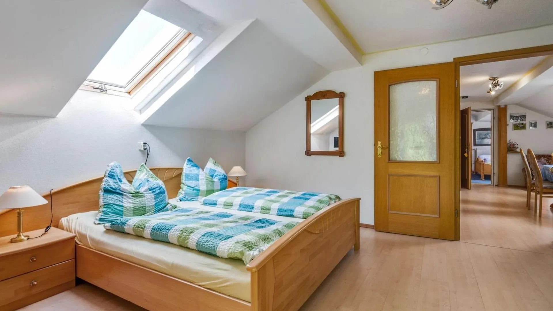 Dom wakacyjny Flat On A Farm Near The Arber Ski Area Neukirchen beim Heiligen Blut